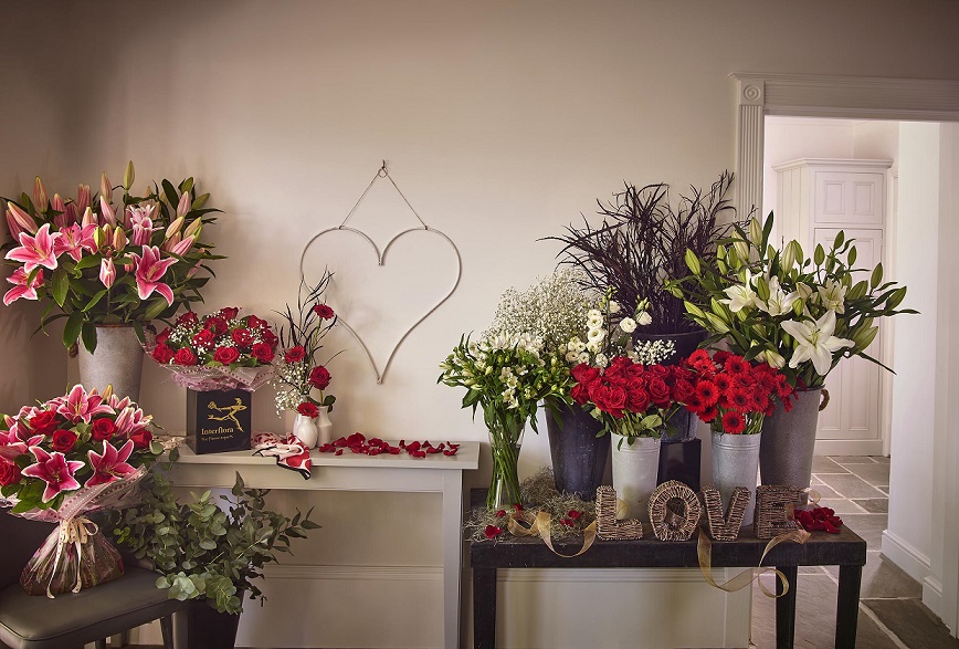 Beauty, Featured, floral, Florist, Flower arrangements, Flowers, Interflora, Neil Whittaker, Occasions, Online Exclusive, Valentines Day