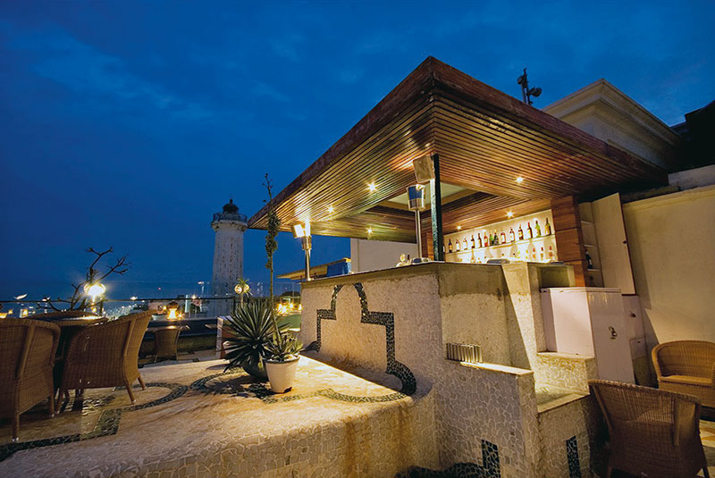 Rooftop bar at the Lighthouse, Puducherry